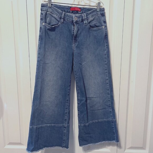 Guess-Los Angeles Women's Sz.28 Distressed Frayed Bottom Kick Crop Jeans-Vintage - Picture 1 of 16
